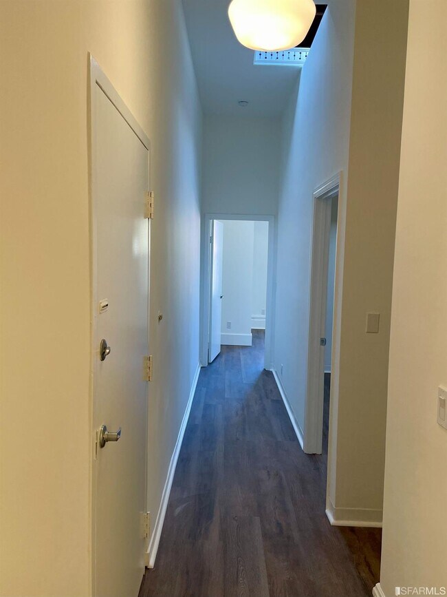 Building Photo - 345 Clement St