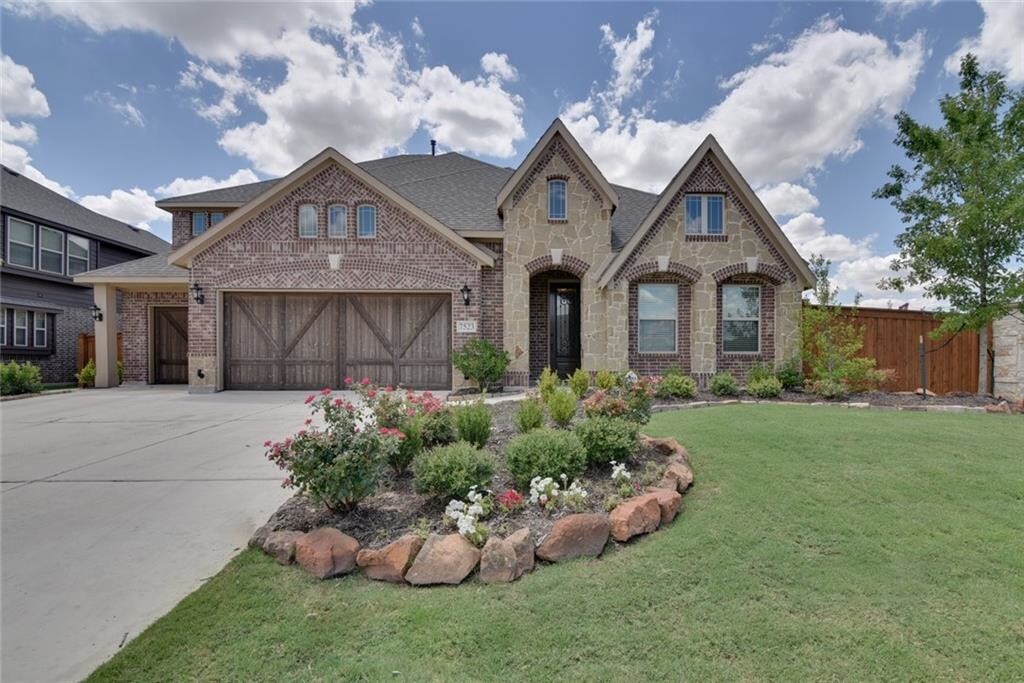 Primary Photo - 7523 Lynnwood Drive