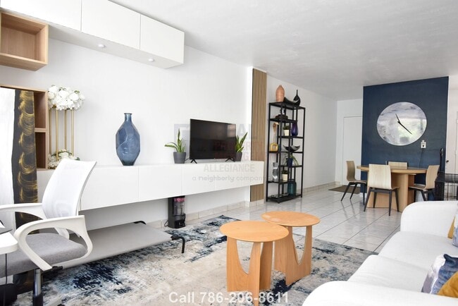 Photo - 1300 Lincoln Road Apartment