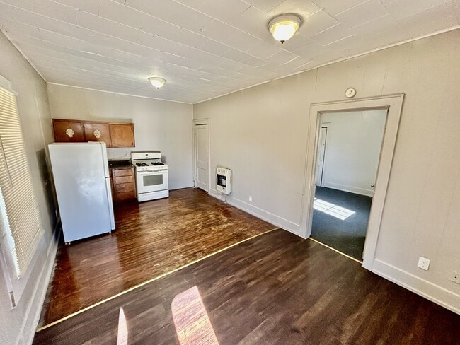 Foto del edificio - 424 S Johnston Ave