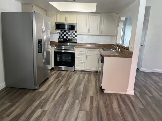 Foto del edificio - 5078 Spencer St