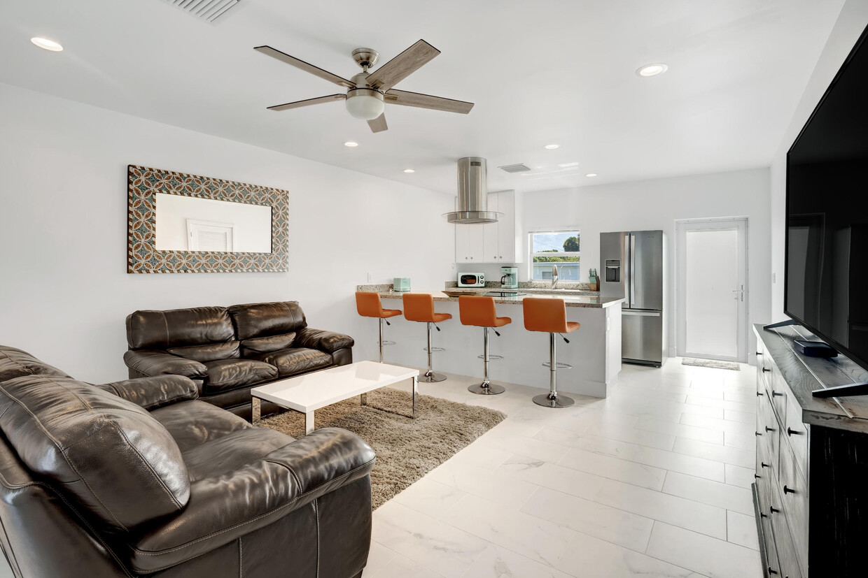 Foto principal - 1335 Churchill Rd