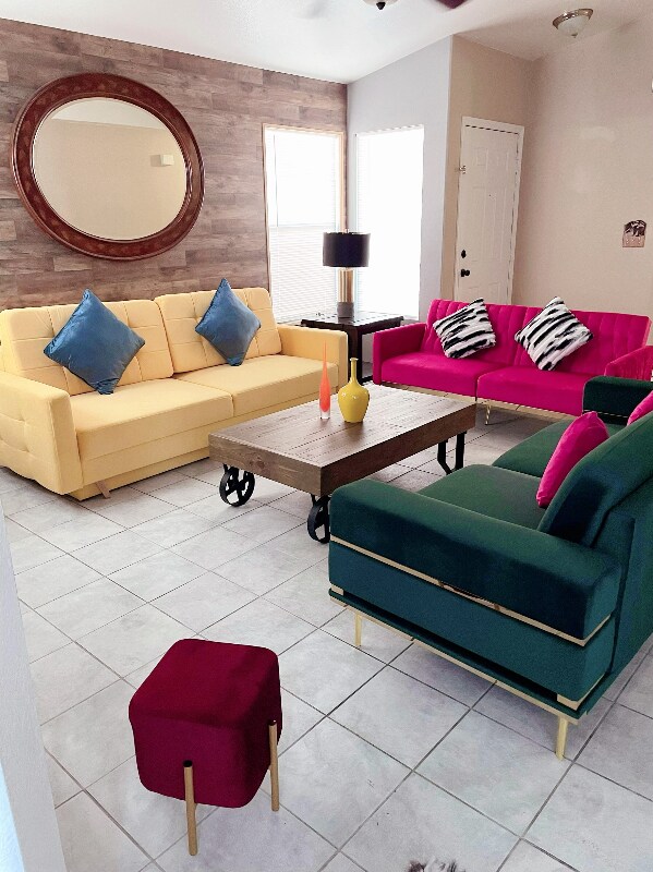 Foto del edificio - 8000 Celebreeze Ct