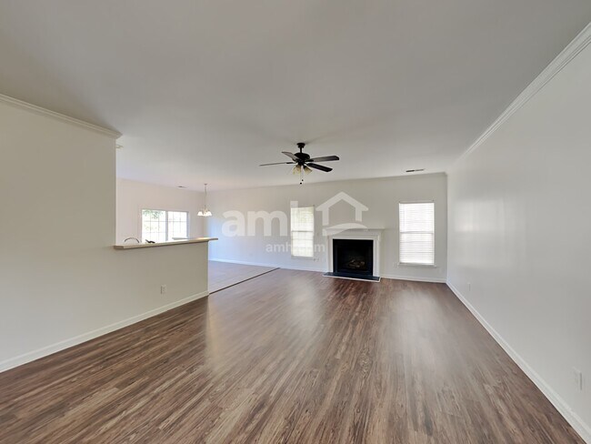 Building Photo - 12825 Beddingfield Dr