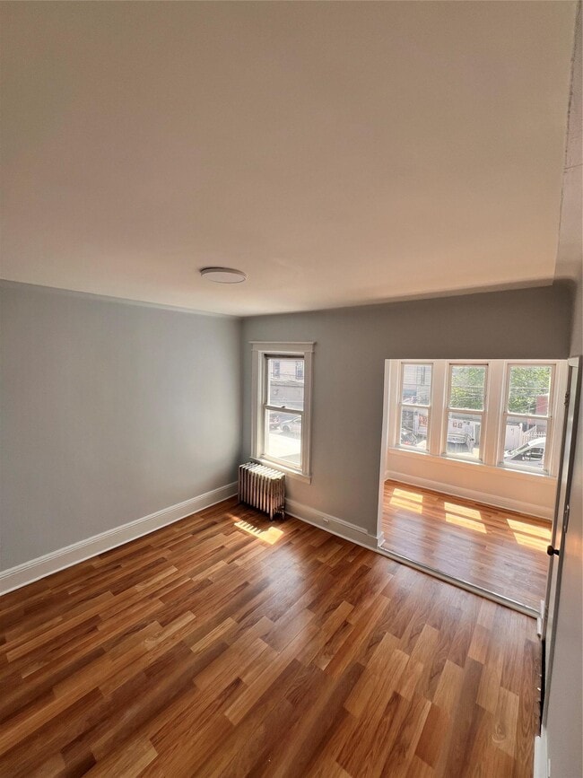 Building Photo - 107-29 104th St