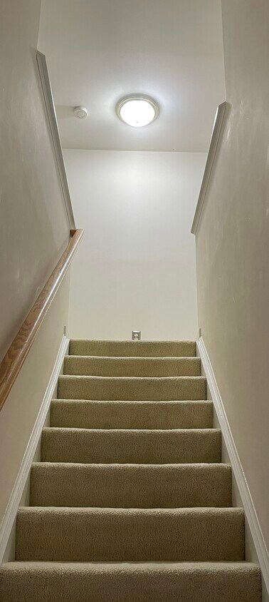 Foto principal - 10112 Grand Oaks Dr