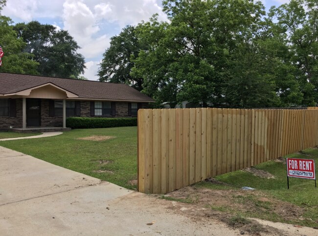 Building Photo - 155 Bell Dr