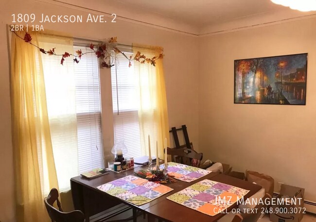 Building Photo - A CHARMING WELL MAINTEAINED, BRICK MULTI-F...