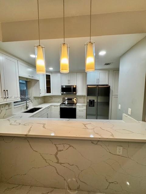 Foto del edificio - 2706 NE 30th Pl