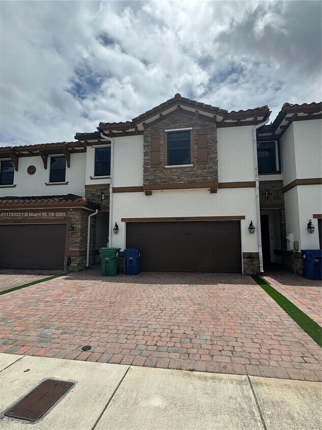 Primary Photo - 16550 SW 42nd Terrace
