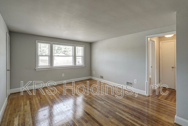 Foto del edificio - 5423 Remuda Dr