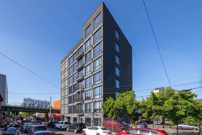 Building Photo - Cypress Park