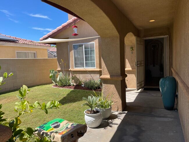 Building Photo - 32205 Cathedral Canyon Dr