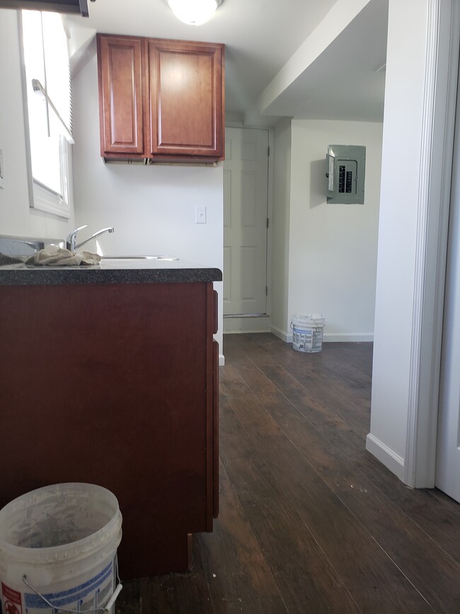Kitchen - 109 E Main St