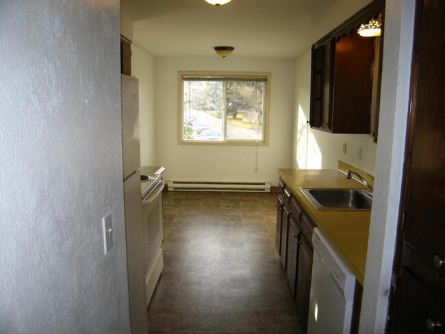 Building Photo - 4484 Liberty Rd S