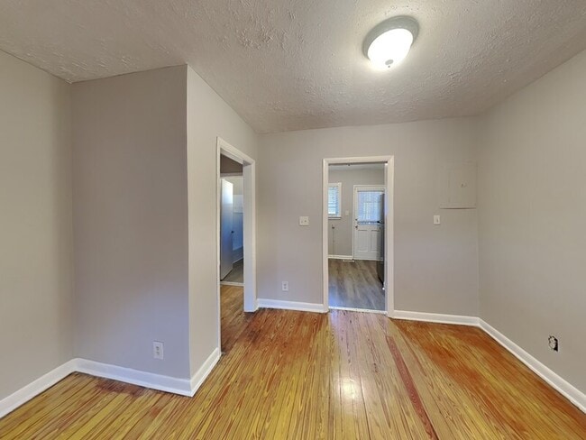 Building Photo - 1332 Eubanks Ave