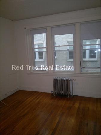 Building Photo - 1167 Boylston St