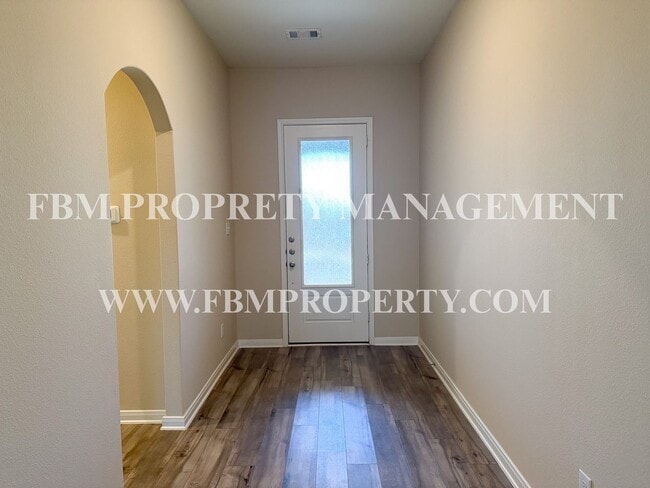 Building Photo - 4712 Conley Ln