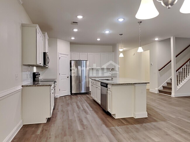 Foto del edificio - 317 Golf Rd