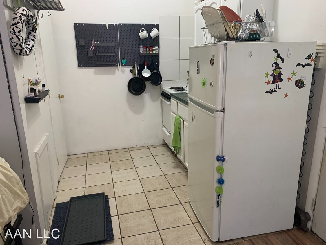 Building Photo - Studio, 1 bath Apartment - 1109 Wallace st