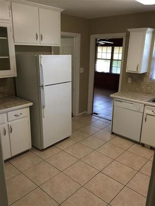 2207 Escambia Dr, Tallahassee, FL 32304 House Rental in Tallahassee