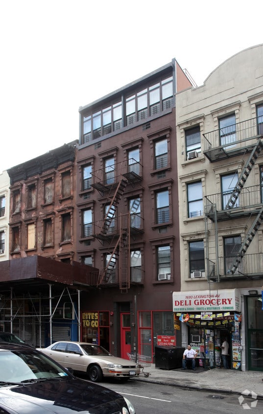 Building Photo - 1695 Lexington Ave