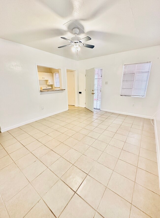 Foto del edificio - 1707 N Stanton St