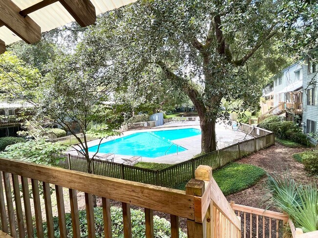 Foto del edificio - 1130 Silent Harbor Ct