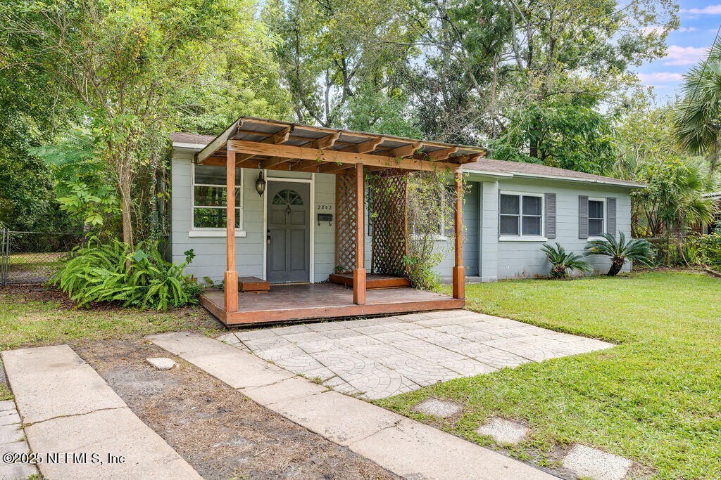 Foto principal - 2802 Myra St