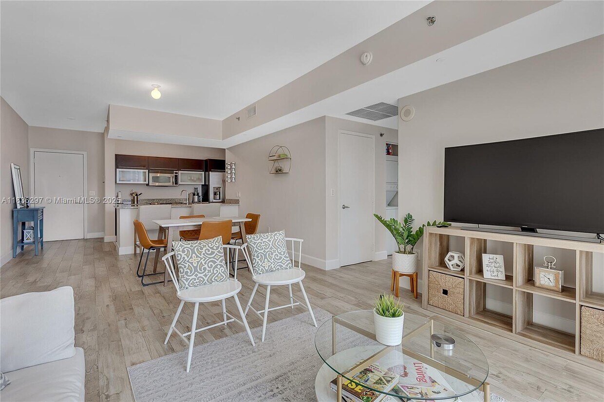 Foto principal - 950 Brickell Bay Dr