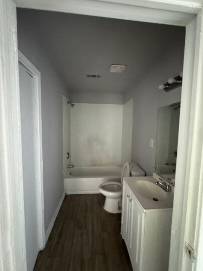 Building Photo - 2343 Huggins St