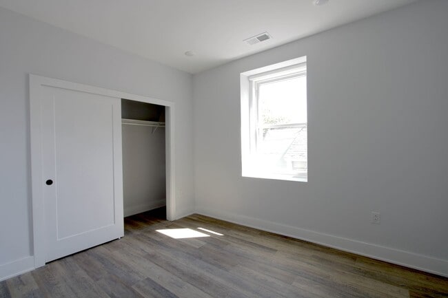 Foto del interior - 4914 Penn St