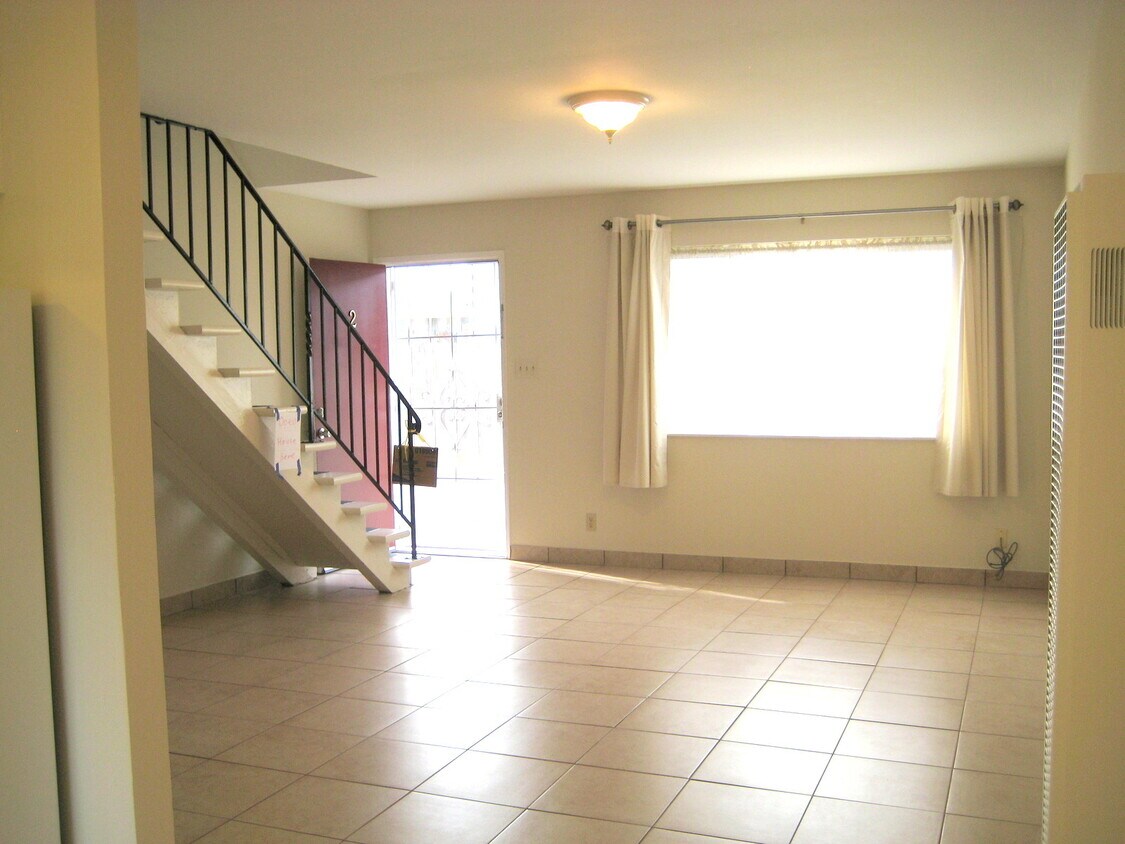 Foto principal - 26223 Gamboa St