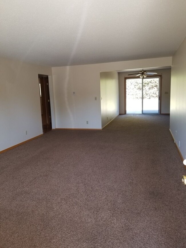 Building Photo - n601