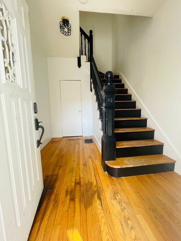 Foto del edificio - 5 Gorham St