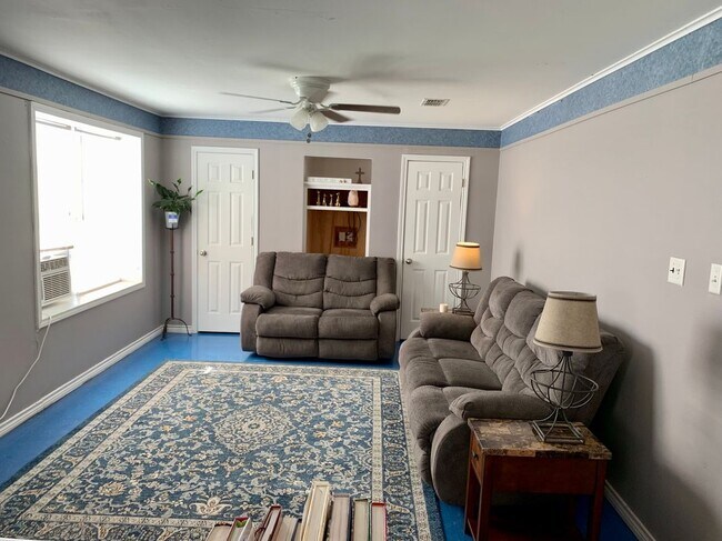 Foto del edificio - 6572 Sandy Hill Rd
