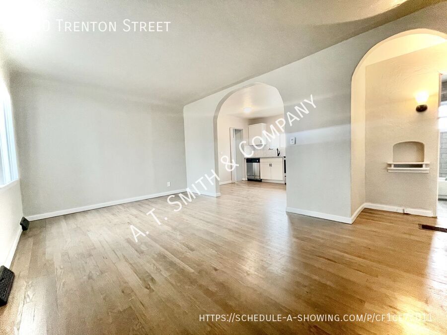 Building Photo - 1230 Trenton St