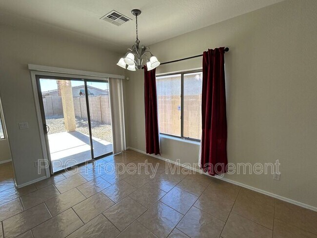 Foto del edificio - 13735 W Caribbean Ln