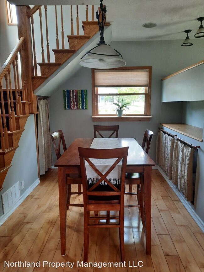 Building Photo - 3 br, 2 bath House - 1009 Randolph St