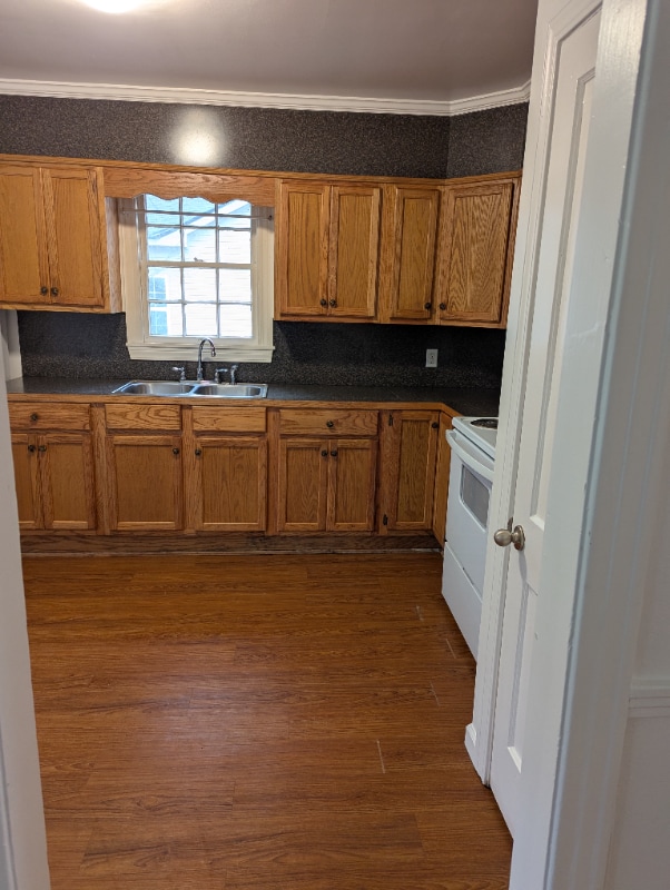 Building Photo - 817 Modica St