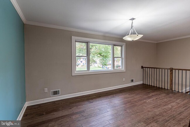 Foto del edificio - 8617 Kerry Ln
