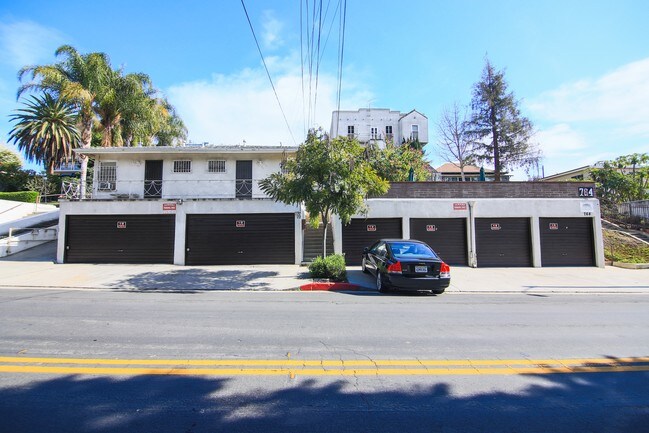 Building Photo - 764-776 Hyperion Ave