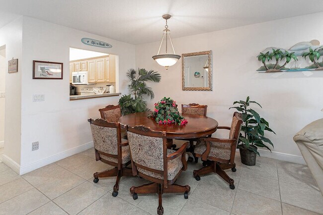 Building Photo - 6100 A1A S