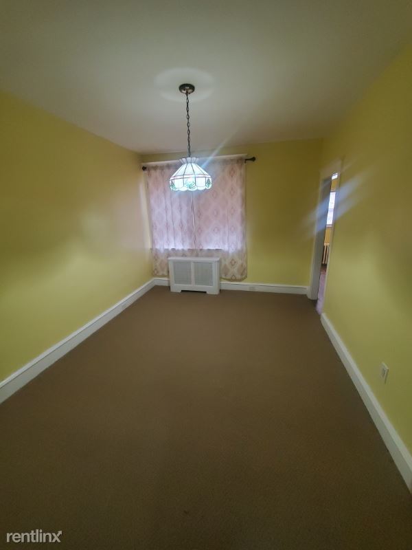 Foto del edificio - 3 br, 1 bath Townhome - 408 N Clayton St