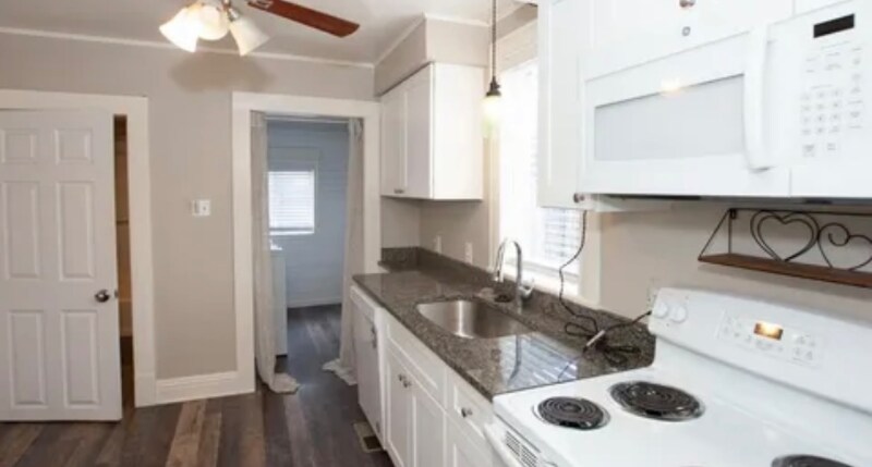 Foto principal - 208 Lincoln St