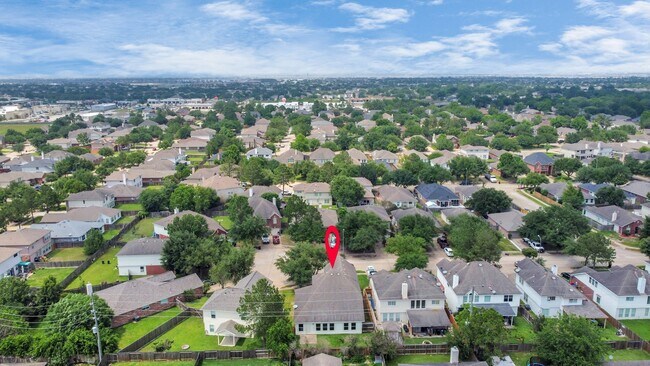 Foto del edificio - 20051 Silver Rock Dr