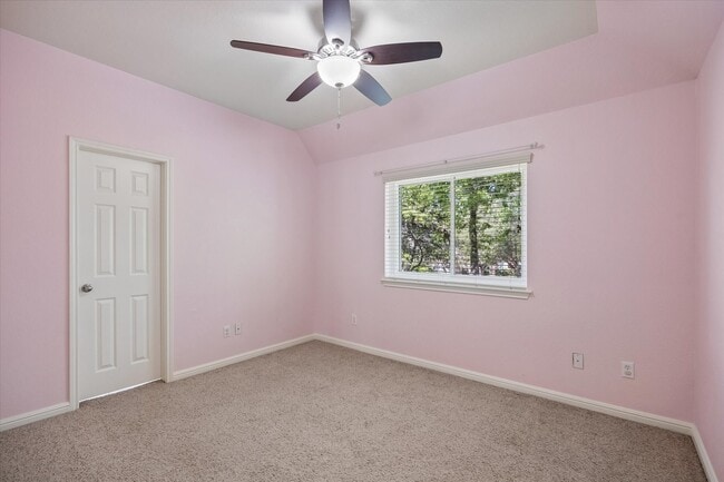 Building Photo - 13518 Via Chianti Ln