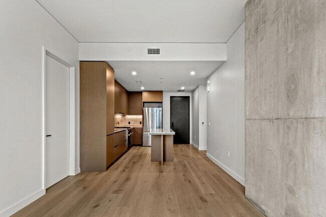 Foto del edificio - 610 Davis St
