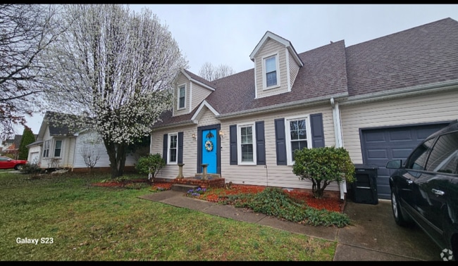 Building Photo - 1419 Amberwood Cir