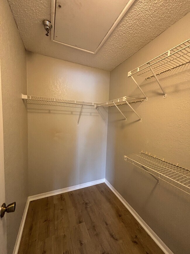 Foto del edificio - 1 Bed/1 Bath - Unit 2104